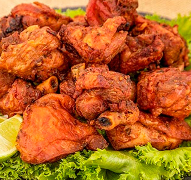 Marmitex de frango à Passarinho
