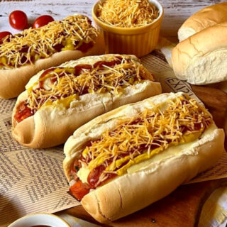 Hot Dog completo + refrigerante de 200ml